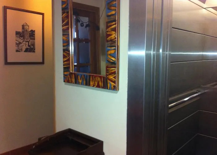 Romanica ホテル アインサ